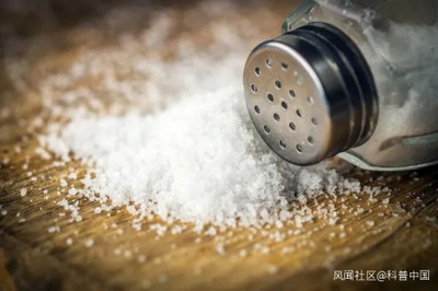 海鹽、低鈉巖鹽、腌制鹽、竹鹽、高鉀鹽——究竟有什么不同？一次性理清！